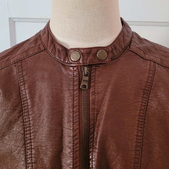 Xhilaration faux brown leather short jacket size XL/TG Pre-Owned - Picture 3 of 7